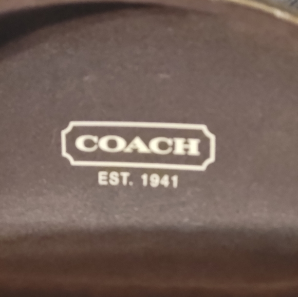 Coach Eyeglass/ Sunglass Case. - Picture 2 of 4
